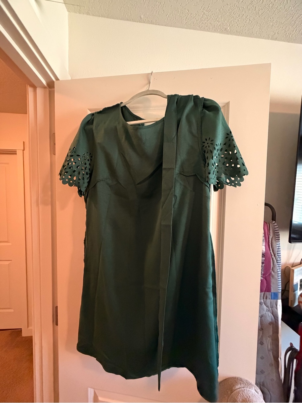 Green Short Sleeve Cutout Detail Dress
